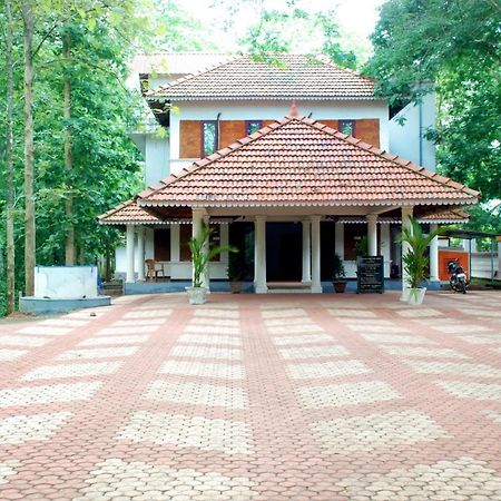 KTDC Tamarind, Nilambur Hotel Bagian luar foto