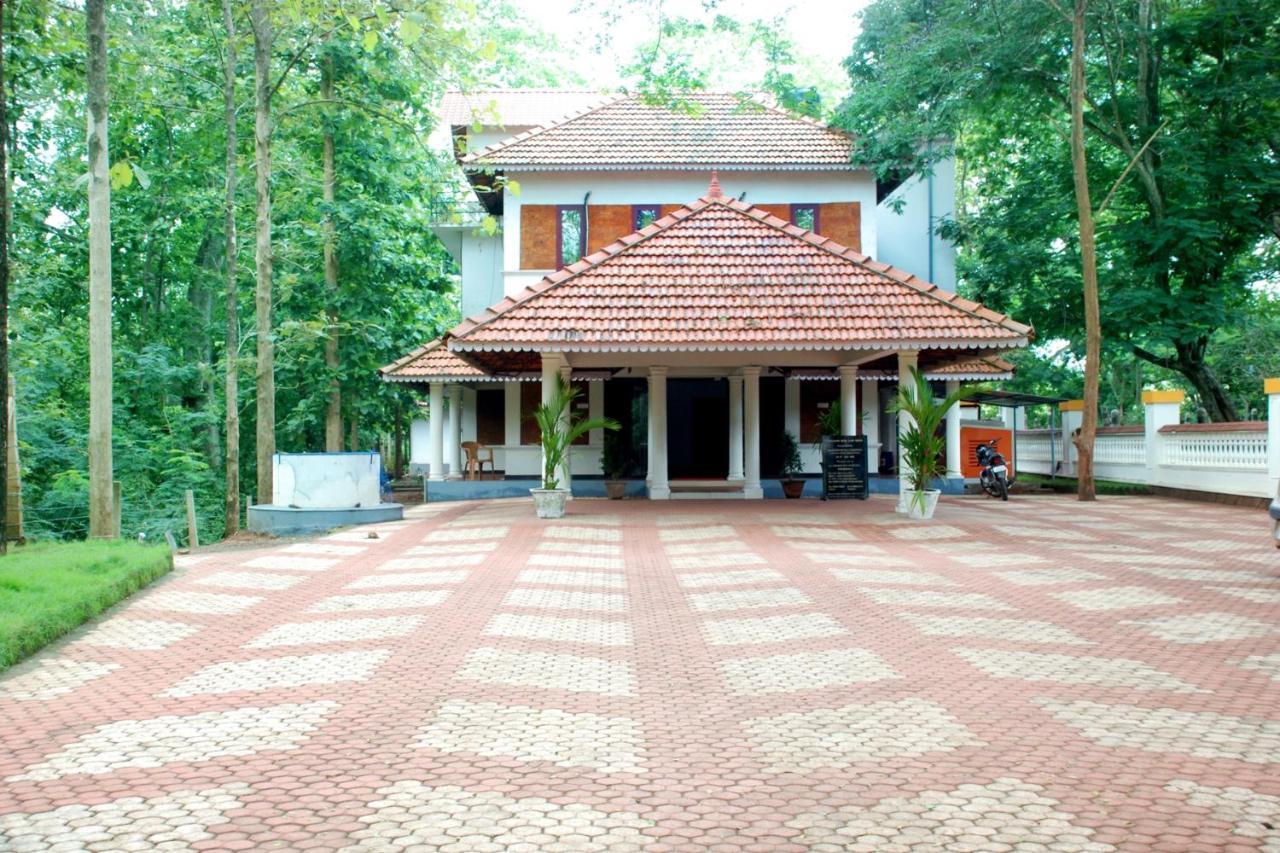 KTDC Tamarind, Nilambur Hotel Bagian luar foto